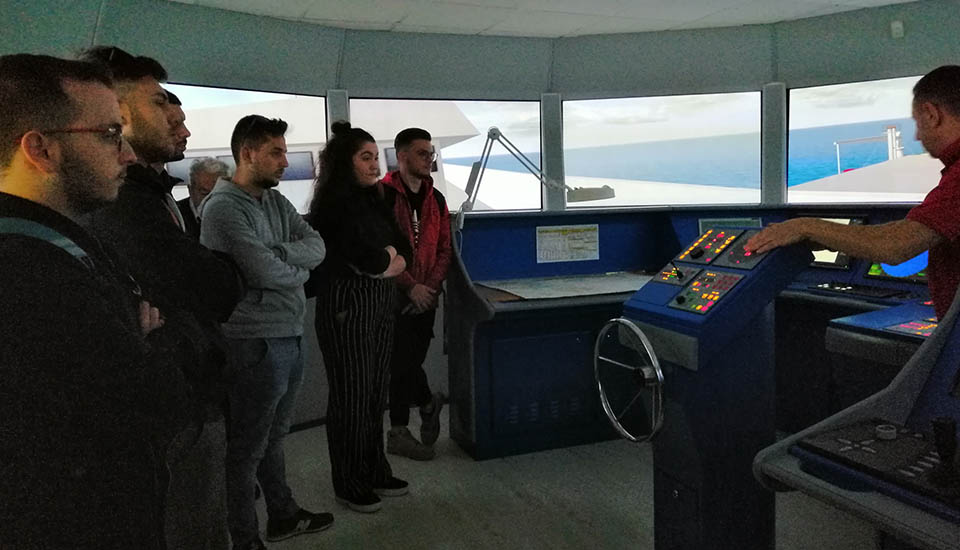 Τα Ναυτιλιακά επισκέφθηκαν το Cosmos Nautical Training Center