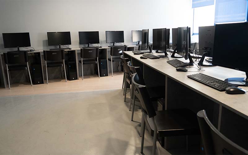 Computer Lab Aegean College Athens